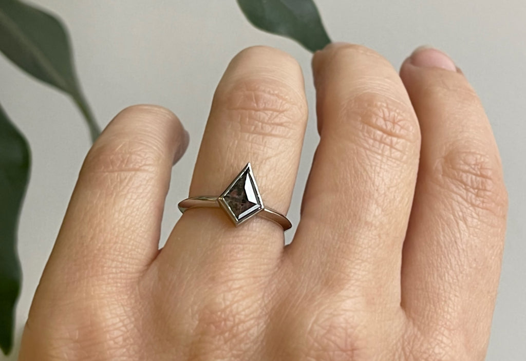 The Hazel Ring with a Black Kite Diamond
