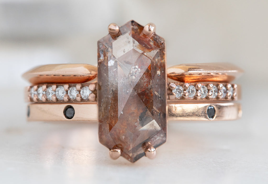 The Willow Ring with a Red Hexagon Diamond