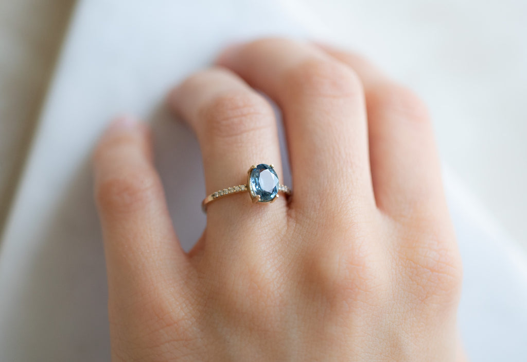 The Willow Ring with an Oval-Cut Sapphire on Model